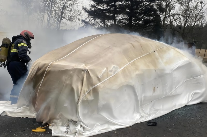 How EV fire blankets could help contain Electric Vehicle fires？